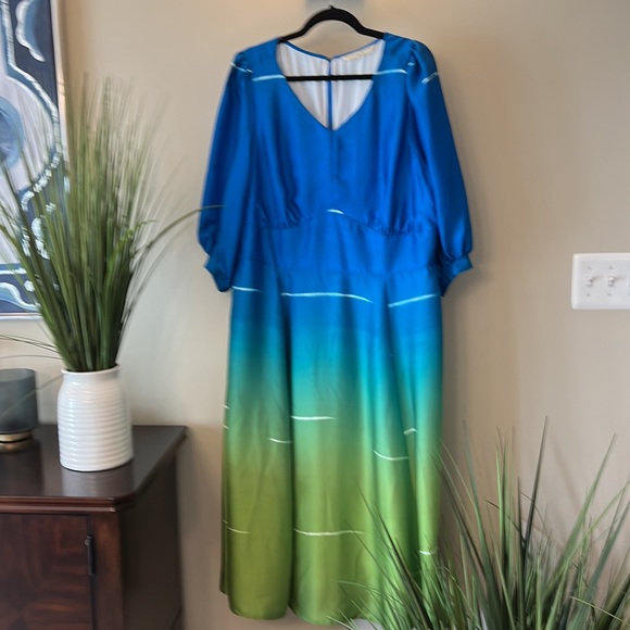 WAYWARD FANCIES Eshakti Ombre print satin twill banded empire dress. Size 22 - Picture 2 of 6